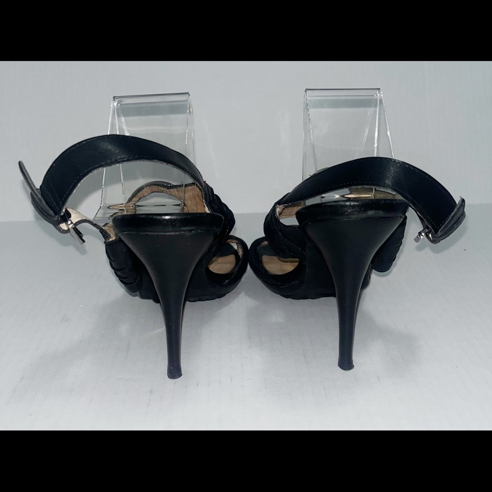 Michael KORS black leather heels size 6/5 Wide - Picture 5 of 5